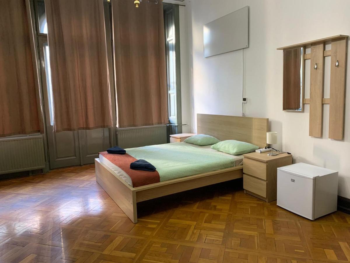 Kecskemeti Rooms Budapest Bagian luar foto